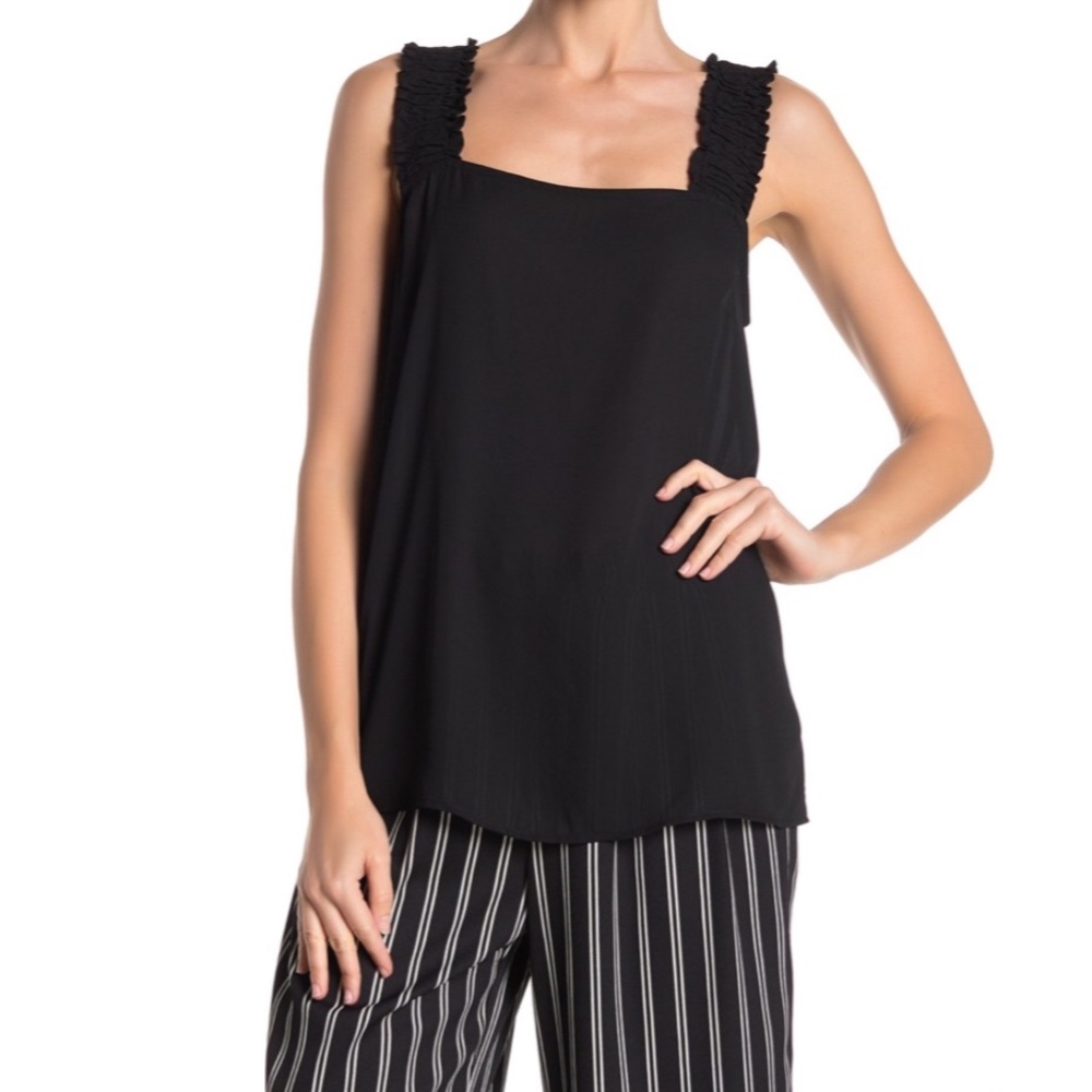 NWT💥 Pleione Square Neck Smocked Sleeves Tank Top